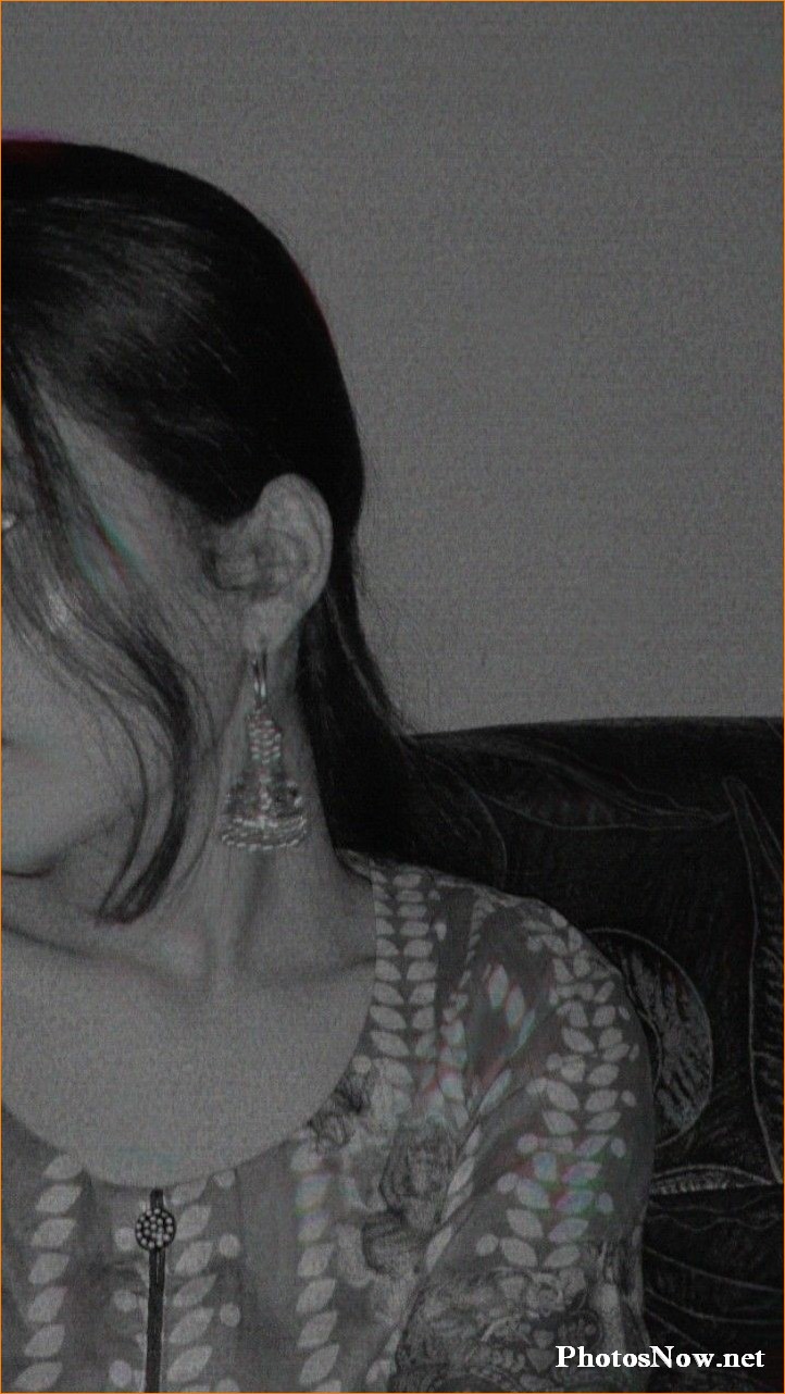 alone-sad-girl-dp