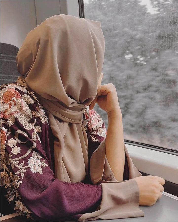 hijab-girl-dp-for-instagram
