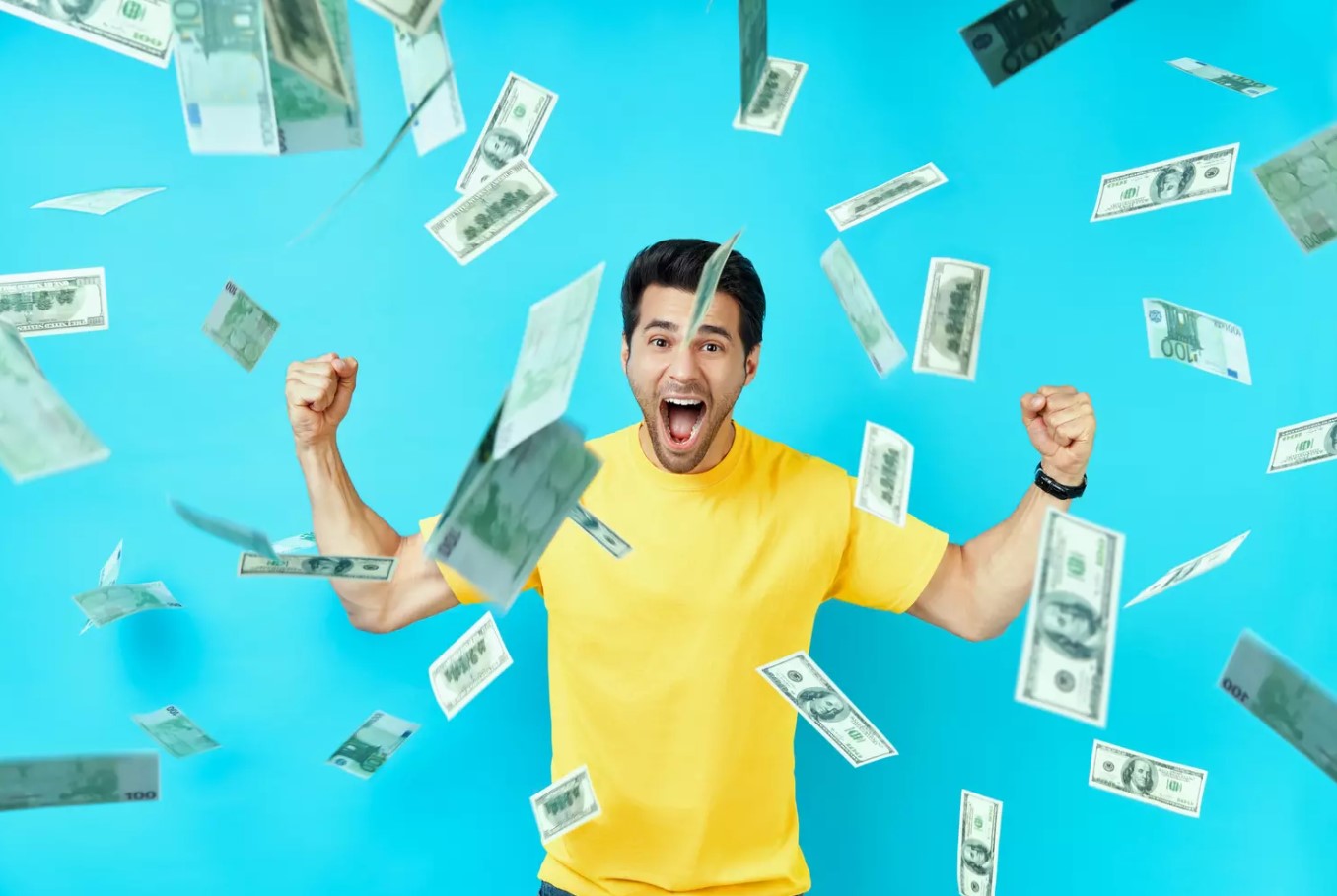 Lottery players' psychology when they win: The journey from Extreme Joy to Unexpected Challenges