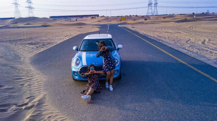 Why Renting a Car in Dubai is the Key to Exploring the City's Hidden Gems?