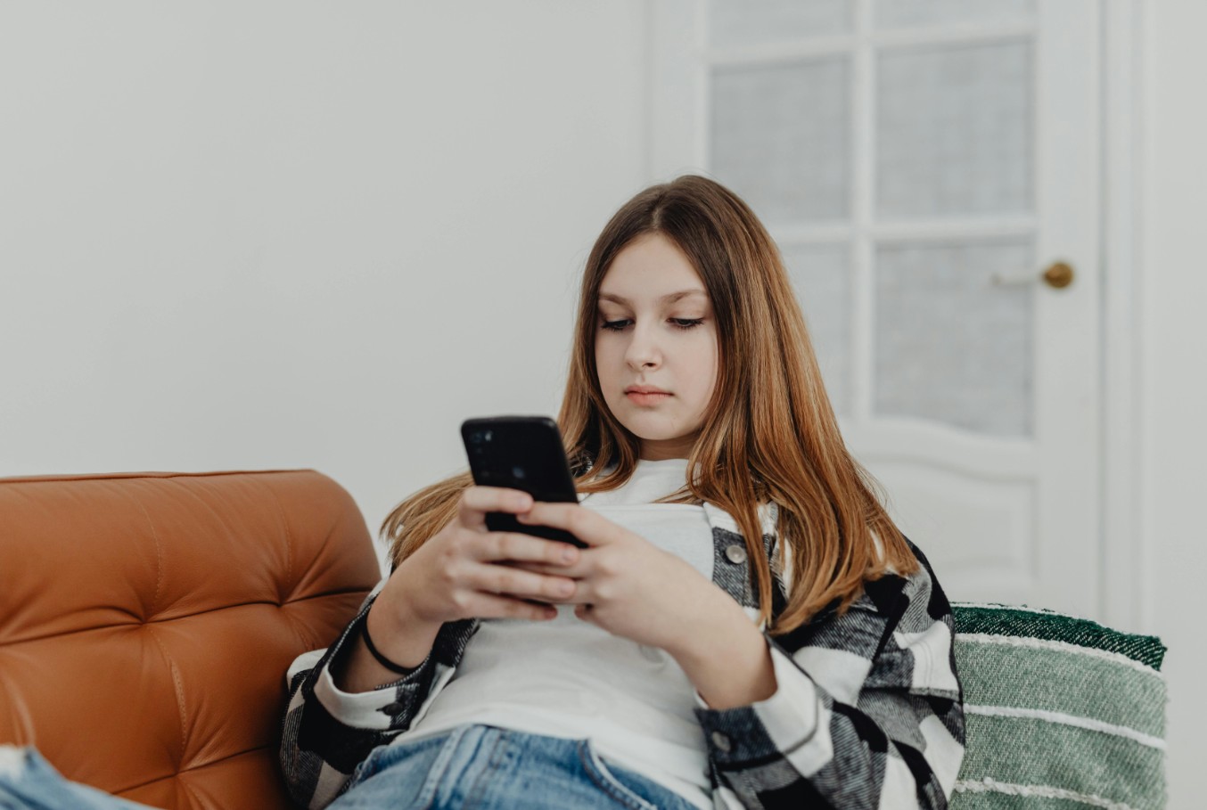 Understanding Digital Habits in the Age of Instant Access