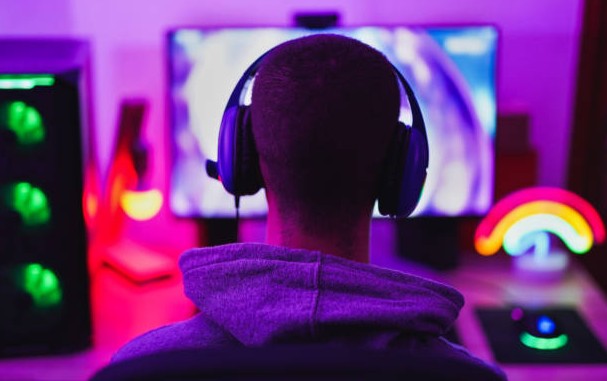 How Online Gaming Became a Worldwide Player Network