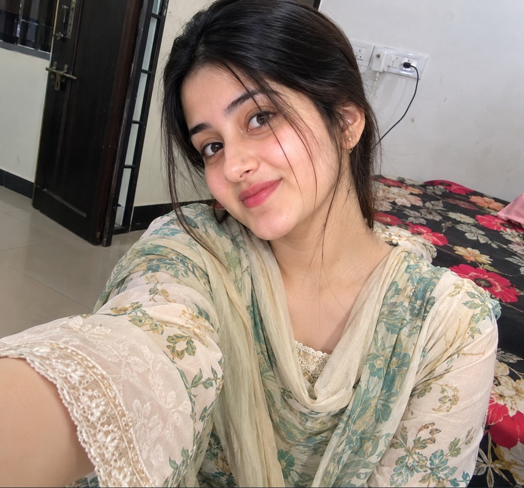Ladki Ka Photo: 100+ Cute, Sad & Stylish Girl DP (2026) Real Ladki Ka Photo illustrated profile picture