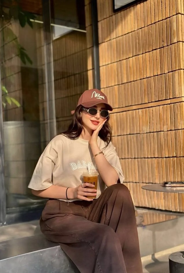 Ladki Ka Photo: 100+ Cute, Sad & Stylish Girl DP (2026) Sad DP ladki ki with emotional expression