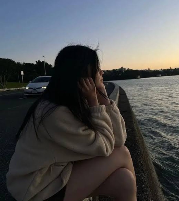 Ladki Ka Photo: 100+ Cute, Sad & Stylish Girl DP (2026) Sad DP ladki ke liye emotional photo
